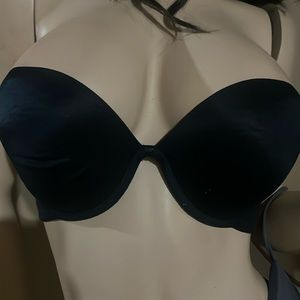 Very sexy Strapless bra Victoria’s secret sz 34D push up